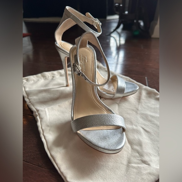 Vince Camuto Heels - Picture 3 of 12